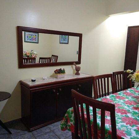 Ubatuba - Praia Grande - 2 Quadras Da Praia Ngoại thất bức ảnh